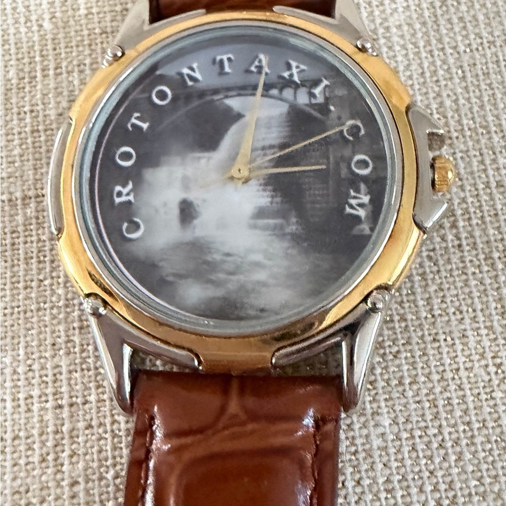 Croton Black Leather Watch Strap - works just put new battery in it.